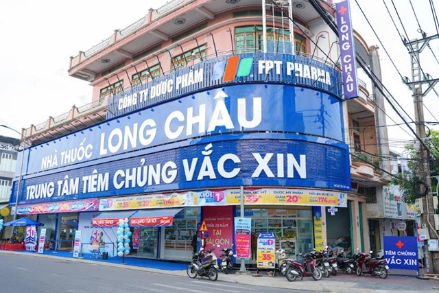 Ưu ti&ecirc;n h&agrave;ng đầu của FPT Long Ch&acirc;u l&agrave; cập nhật nhanh những giải ph&aacute;p điều trị ti&ecirc;n tiến, n&acirc;ng tầm chăm s&oacute;c sức khỏe người Việt. &nbsp;