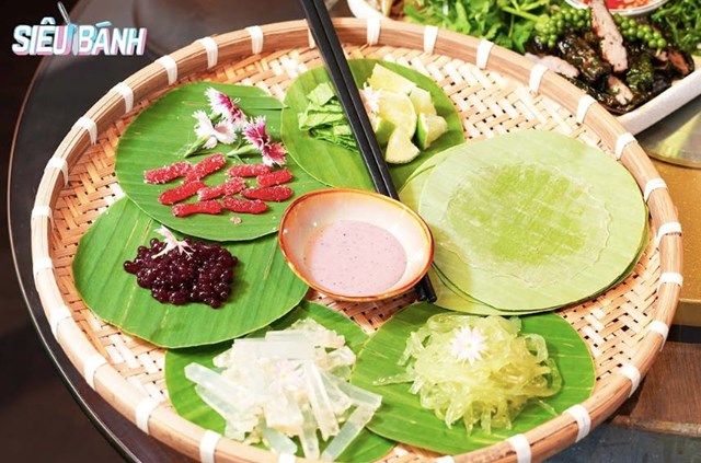 M&oacute;n gỏi cuốn trong set b&aacute;nh 'Vi vu đường phố'