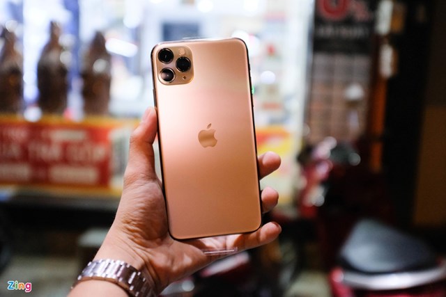 iPhone xách tay về sớm vẫn sẽ được người Việt mua.