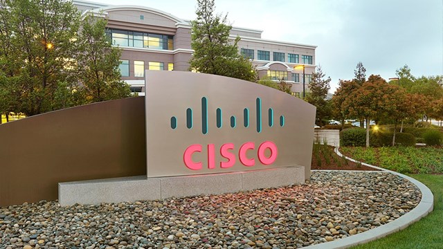 Cisco&nbsp;l&agrave; nh&agrave; sản xuất thiết bị mạng được th&agrave;nh lập tại Mỹ năm 1984. T&ecirc;n gọi n&agrave;y được r&uacute;t gọn từ San Francisco, th&agrave;nh phố m&agrave; c&ocirc;ng ty được th&agrave;nh lập. Logo của Cisco cũng được lấy &yacute; tưởng từ cầu Cổng V&agrave;ng, biểu tượng của th&agrave;nh phố. Ảnh:&nbsp;Fierce Telecom.