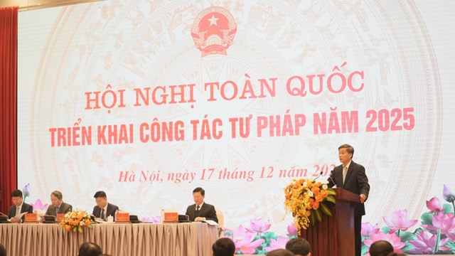 To&agrave;n cảnh hội nghị.