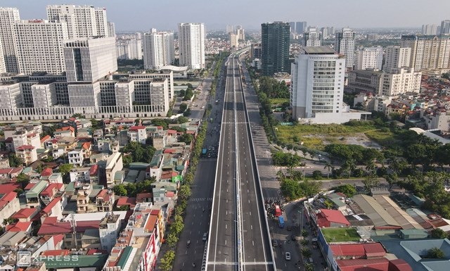 Đường tr&ecirc;n cao v&agrave;nh đai 3 đoạn Mai Dịch - Nam Thăng Long. Ảnh:&nbsp;B&aacute; Đ&ocirc;