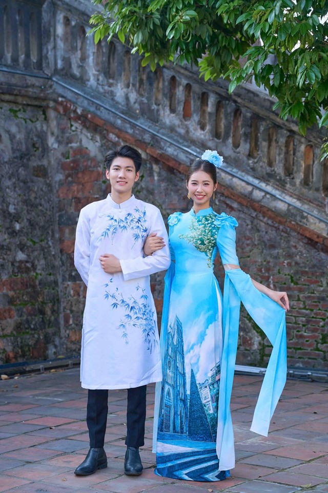 Ngắm &#225;o d&#224;i di sản “12 m&#249;a hoa H&#224; Nội” của NTK Ho&#224;ng Ly: Khi k&#253; ức nở hoa tr&#234;n từng t&#224; lụa - Ảnh 7