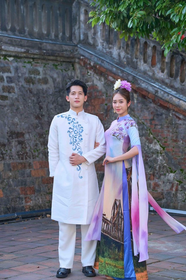 Ngắm &#225;o d&#224;i di sản “12 m&#249;a hoa H&#224; Nội” của NTK Ho&#224;ng Ly: Khi k&#253; ức nở hoa tr&#234;n từng t&#224; lụa - Ảnh 6