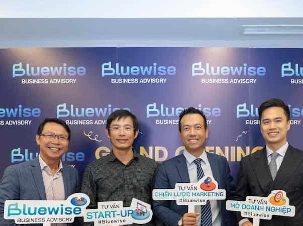 Lễ khai trương c&#244;ng ty v&#224; k&#253; kết hợp t&#225;c giữa Bluewise Bussiness Advisory v&#224; Nam Property v&#224; Sen Capital  - Ảnh 6