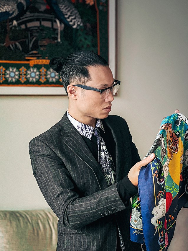 Anh Nguyễn Tiến Trung - Gi&aacute;m đốc điều h&agrave;nh thương hiệu thời trang họa tiết thiết kế HAKAN.