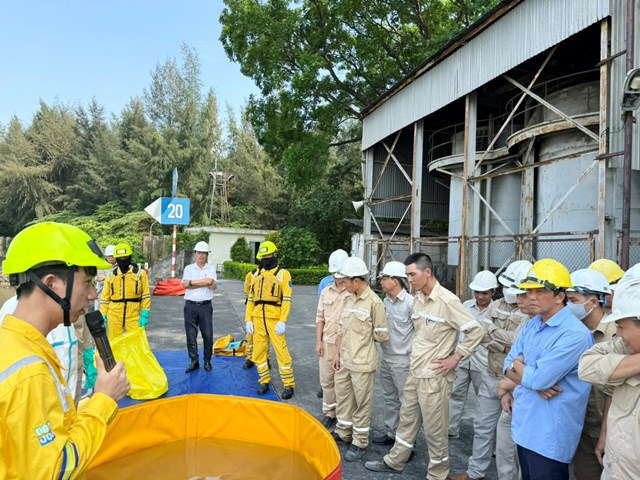 C&#212;NG TY XI MĂNG VICEM HO&#192;NG THẠCH: An to&#224;n vệ sinh lao động - ph&#242;ng chống ch&#225;y nổ: Nhiệm vụ số 1 - Ảnh 1