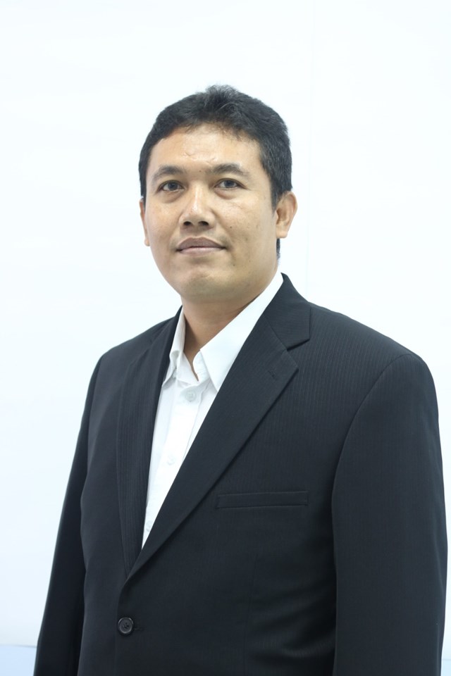 Ông Edi Sarwono – Tổng Giám đốc Công ty CP Xi măng Thăng Long