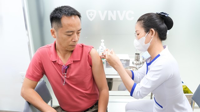 VNVC đưa vắc xin zona thần kinh về Việt Nam ti&#234;m cho người lớn - Ảnh 1