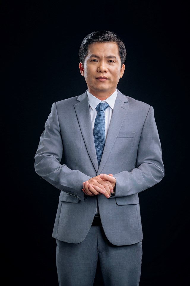 Doanh nh&acirc;n Ho&agrave;ng Hữu Thắng - chủ tịch HĐQT Intech Group