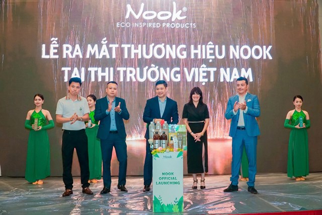 Người ti&#234;n phong đưa mỹ phẩm hữu cơ thuần chay về Việt Nam - Ảnh 1