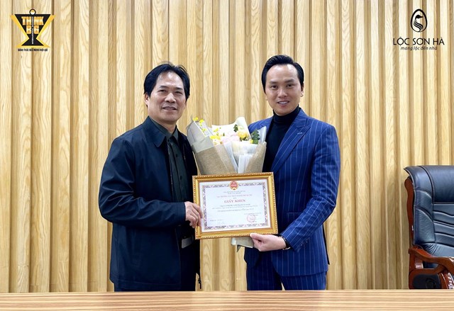 Công ty CPĐT BĐS Lộc Sơn Hà vui mừng đón nhận bằng khen từ Cục Thuế TP.Hà Nội
