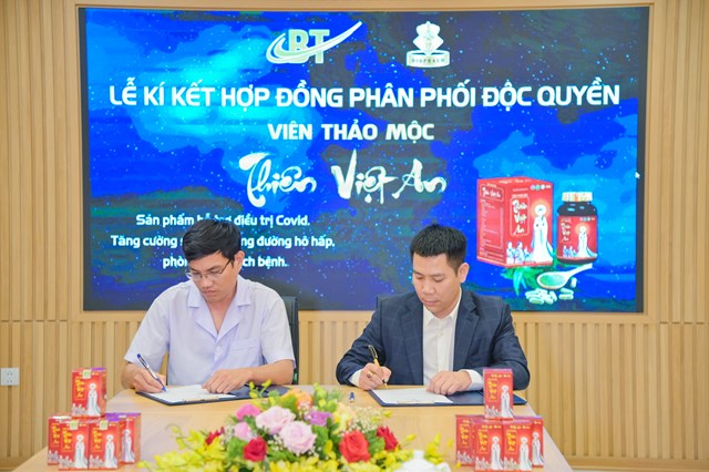 Lễ kí kết hợp đồng phân phối độc quyền sản phẩm Viên Thảo Mộc Thiên Việt An
