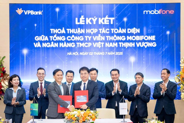 VPBank v&#224; MobiFone: Đồng h&#224;nh kiến tạo trải nghiệm tương lai số - Ảnh 1