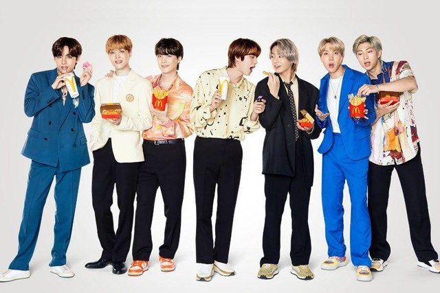 Hình ảnh của BTS trong chiến dịch quảng bá của McDonald's.