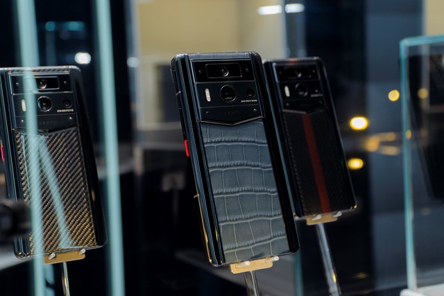 Metavertu 2 là mẫu smartphone bán chạy nhất tại Vertu Việt Nam trong thời gian qua. 