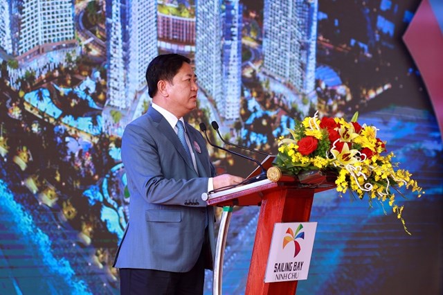 Ông Trần Quốc Nam - Chủ tịch UBND tỉnh Ninh Thuận phát biểu tại sự kiện khởi công Sailing Bay Ninh Chữ.