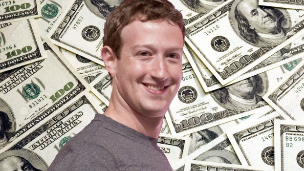 Năm 2020 l&agrave; một năm đầy thử th&aacute;ch với vị CEO 36 tuổi khi anh nhiều lần phải đối mặt với c&aacute;c nh&agrave; lập ph&aacute;p, quảng c&aacute;o Facebook bị h&agrave;ng loạt nh&atilde;n h&agrave;ng lớn quay lưng hay c&ocirc;ng ty bị tố vi phạm luật cạnh tranh. Tuy nhi&ecirc;n, khối t&agrave;i sản của Mark Zuckerberg vẫn tăng hơn bao giờ hết. M&ugrave;a h&egrave; năm 2020, sau khi Facebook ra mắt t&iacute;nh năng Instagram để cạnh tranh với TikTok ở Mỹ, gi&aacute; trị t&agrave;i sản r&ograve;ng c&aacute; nh&acirc;n của anh lần đầu ti&ecirc;n chạm mốc hơn 100 tỷ USD. Hiện con số n&agrave;y đ&atilde; tăng l&ecirc;n mức 114 tỷ USD, theo Business Insider. Phần lớn t&agrave;i sản của Zuckerberg đến từ 13% cổ phần tại Facebook. Ảnh: Info Tech Blogs