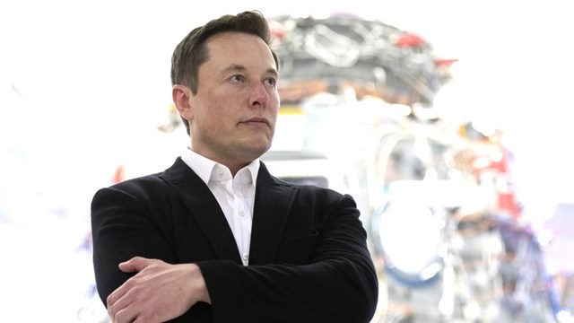 Tỷ ph&uacute; Elon Musk trở th&agrave;nh người gi&agrave;u nhất thế giới nhờ cổ phiếu Tesla tăng phi m&atilde;&nbsp;