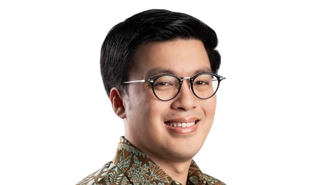 Kevin Aluwi, người đồng s&aacute;ng lập ki&ecirc;m Gi&aacute;m đốc điều h&agrave;nh của nền tảng gọi xe Indonesia Gojek.