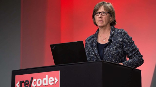 Mary Meeker l&agrave; nh&agrave; s&aacute;ng lập v&agrave; đối t&aacute;c điều h&agrave;nh của c&ocirc;ng ty đầu tư Bond, v&agrave; từng được mệnh danh l&agrave; &ldquo;nữ ho&agrave;ng Internet&rdquo; với loạt b&aacute;o c&aacute;o thường ni&ecirc;n Internet Trends nổi tiếng - Ảnh: Asa Mathat/Re/code.
