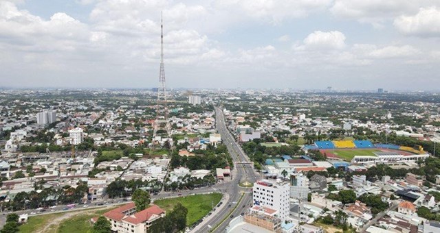 Thuận An l&agrave; đ&ocirc; thị được đầu tư lớn về cơ sở hạ tầng, định hướng ph&aacute;t triển chủ lực ng&agrave;nh thương mại - dịch vụ. Ảnh: Hưng Thịnh Land