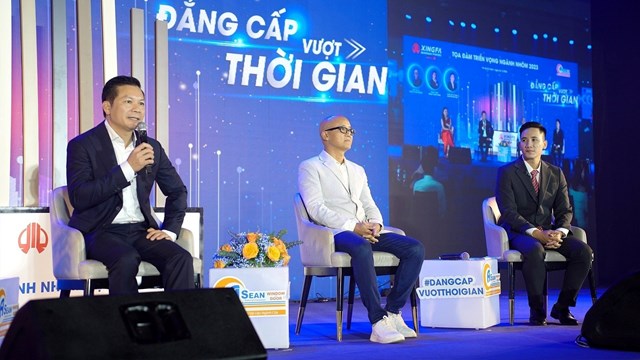 Tọa đ&agrave;m &ldquo;Triển vọng ng&agrave;nh nh&ocirc;m năm 2023&rdquo;tại buổi lễ ra mắt