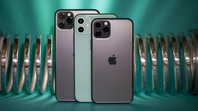Trong 3 mẫu iPhone 2019, chỉ c&ograve;n iPhone 11 trụ lại trong dải sản phẩm Apple. Ảnh: Cnet.