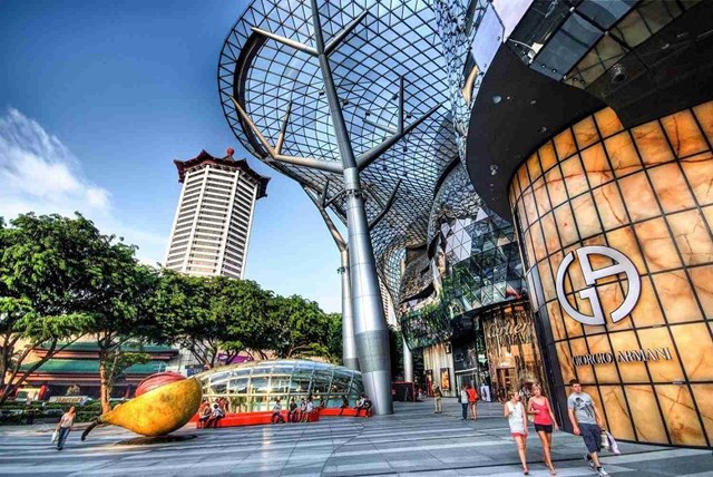 Con phố mua sắm hoa lệ Orchard được ch&iacute;nh phủ Singapore chi h&agrave;ng trăm triệu đ&ocirc; la hồi sinh th&agrave;nh những ph&acirc;n khu đặc biệt, mang nhiều yếu tố trải nghiệm về văn h&oacute;a, nghệ thuật, giải tr&iacute;, ẩm thực.