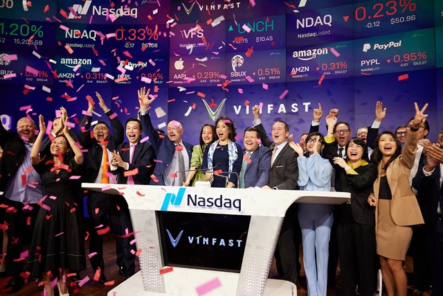 Vinfast ch&#237;nh thức ni&#234;m yết tr&#234;n Nasdaq - Gi&#225; trị vốn ho&#225; hơn 23 tỷ USD - Ảnh 2