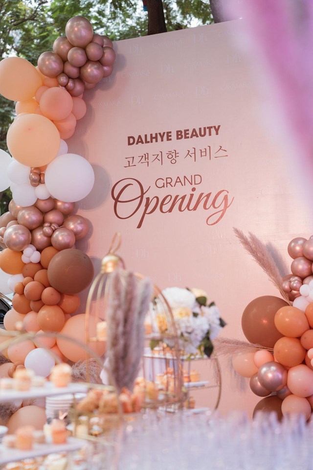 Dalhye Beauty ra mắt showroom mới với tiệc khai trương s&#244;i động - Ảnh 3